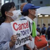 FS Tokio Protest zur Halbzeit der Spiele