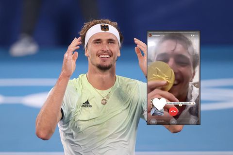 Alexander Zverev jubelt und küsst bei einem Facetime-Anruf die Gold-Medaille