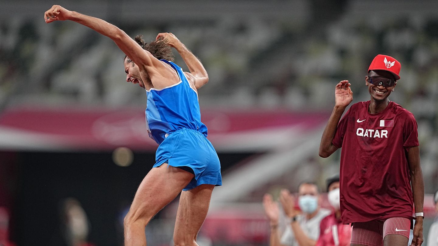 Olympia Hochsprung: Gianmarco Tamberi und Essa Mutaz Barshim freuen sich gemeinsam über Gold