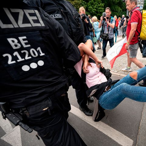 Polizeiensatz bei Corona-Demo in Berlin