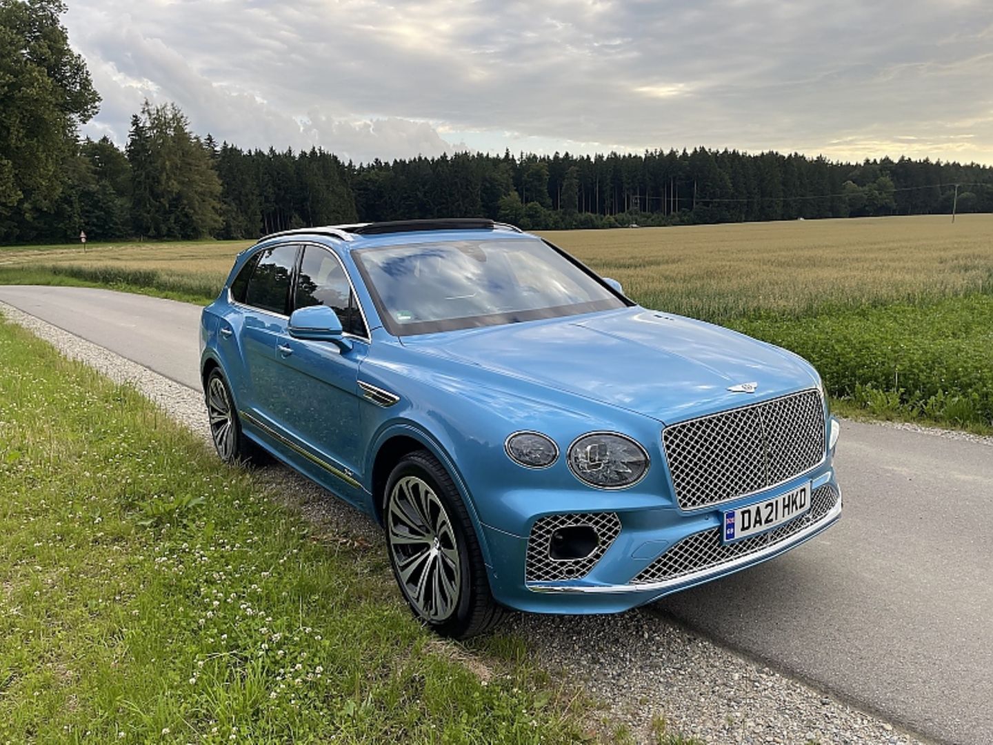 Bentley Bentayga Hybrid 2022