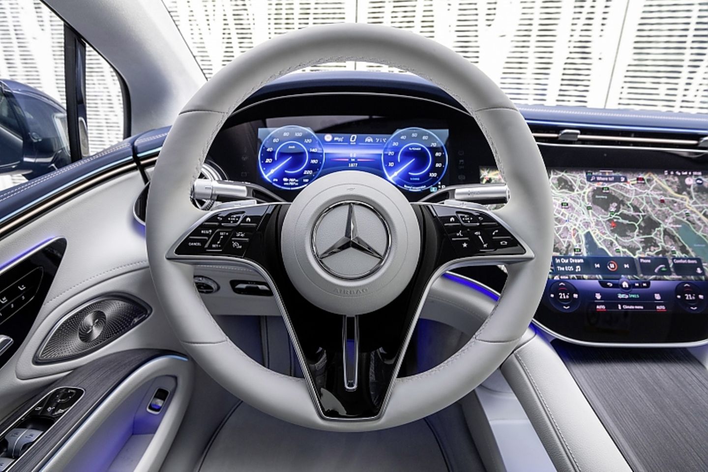 Mercedes EQS 450+