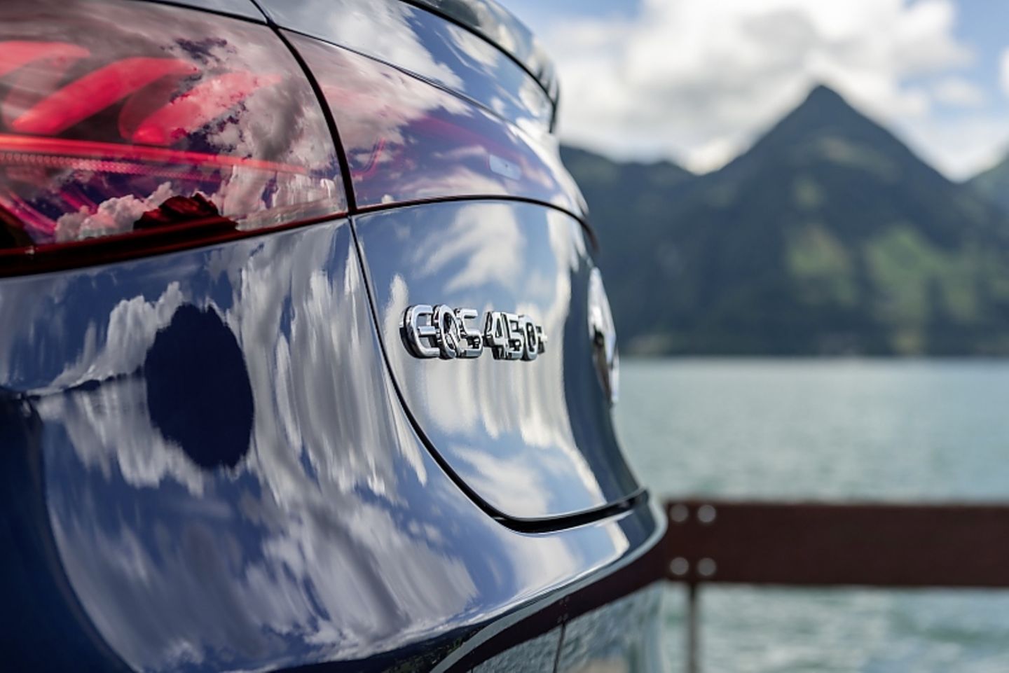 Mercedes EQS 450+