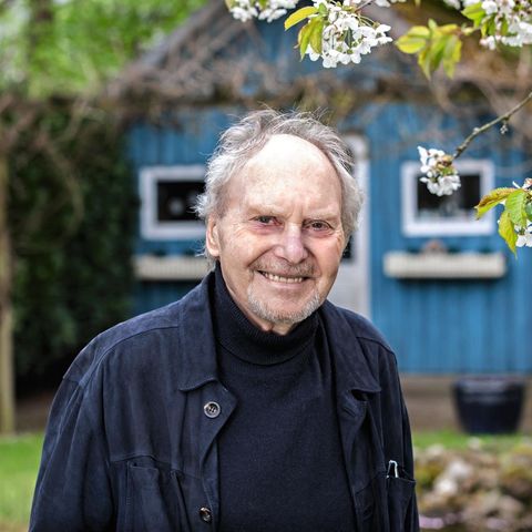 Paul von Schell, dem Witwer von Hildegard Knef, aufgenommen bei ihm zuhause in Neumünster (Schleswig-Holstein).