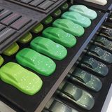 Die Kunden können zwischen verschiedenen Lackfarben wählen