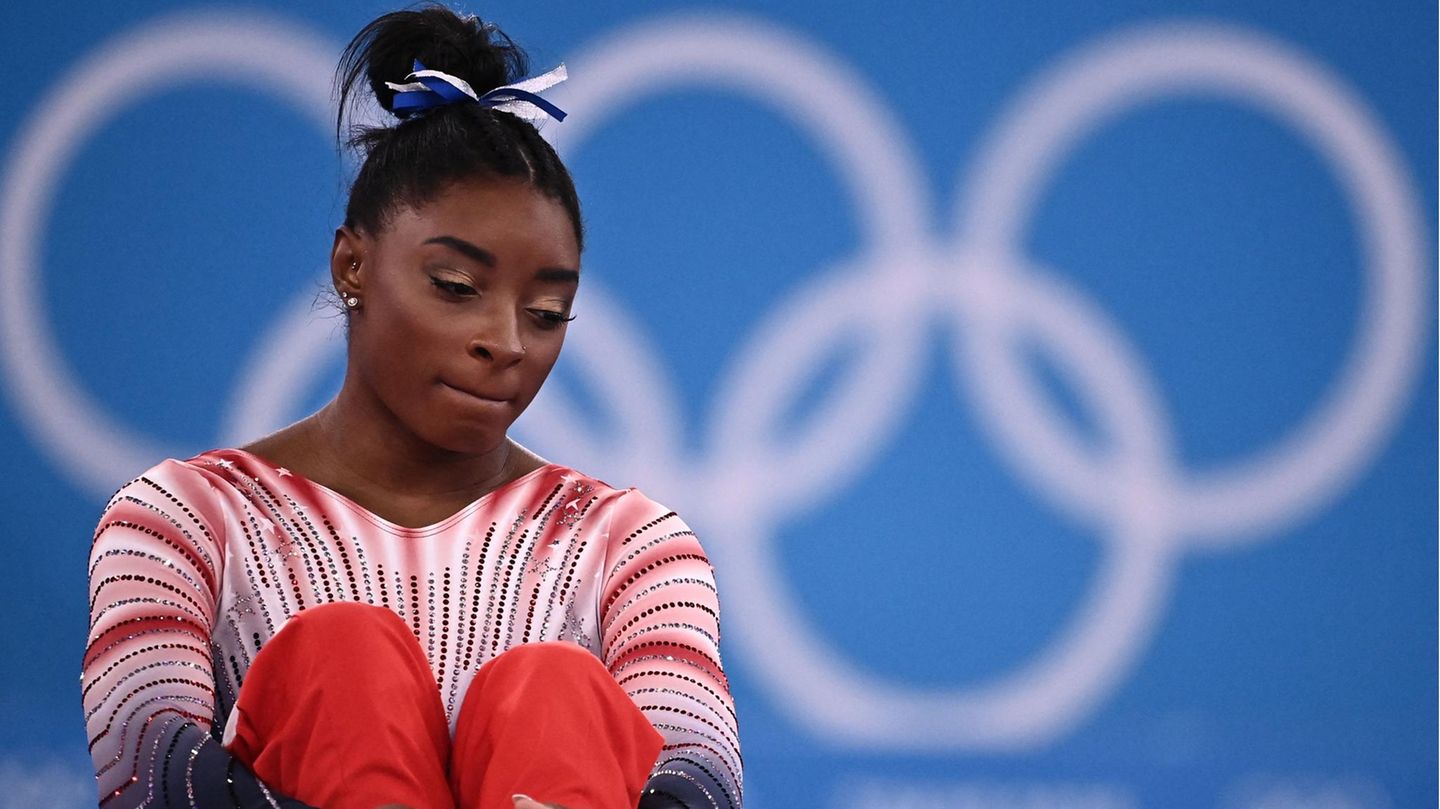 Turn star Biles cites sexual abuse as a possible cause of mental problems