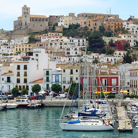 Party-Hotspot Ibiza: Angesichts der Beschränkungen in der Corona-Pandemie werden illegale Feiern in Privathäusern organisiert