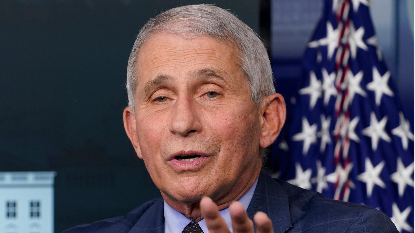 US expert Anthony Fauci warns of an even more dangerous virus variant than Delta US expert Anthony Fauci warns of an even more dangerous virus variant than Delta