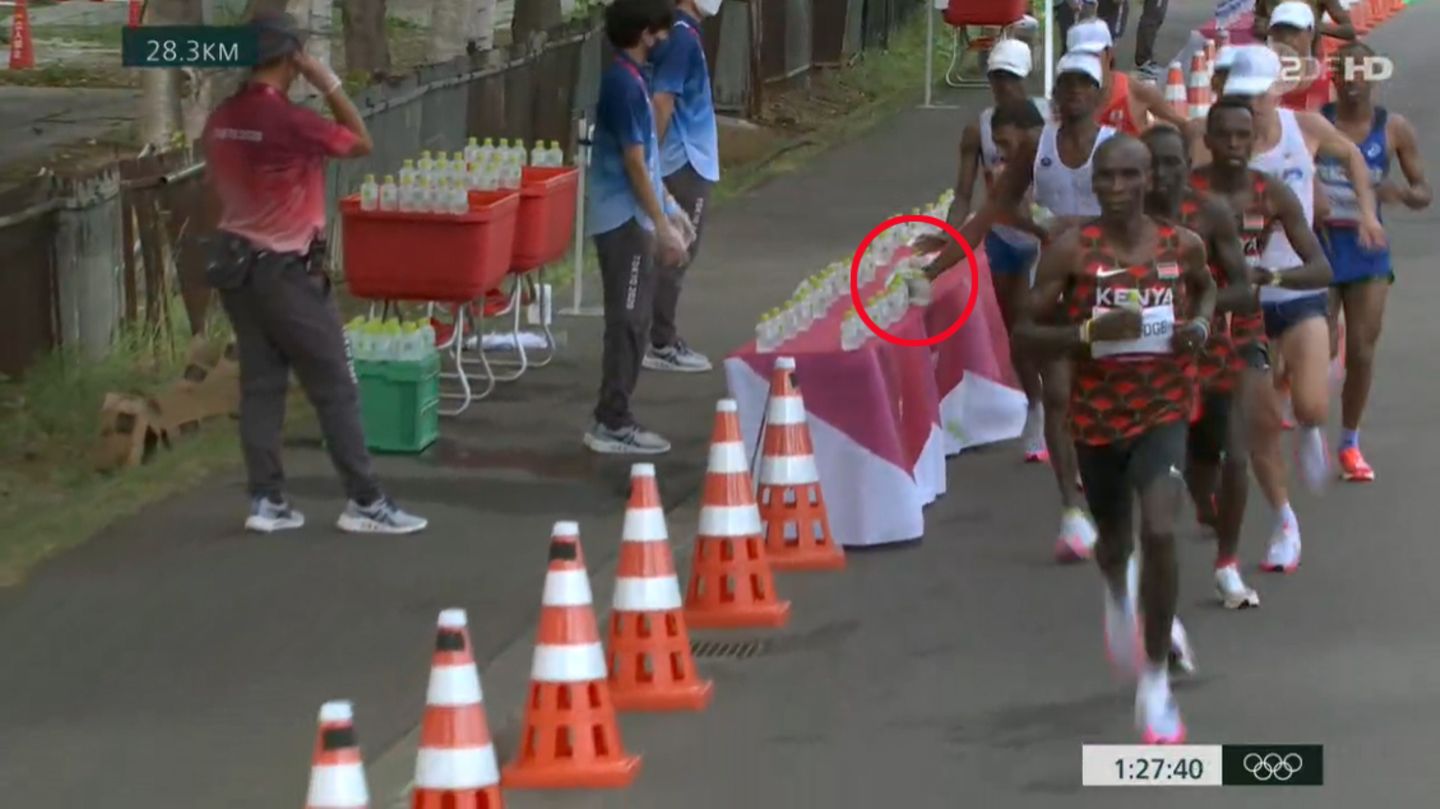 Szene aus dem Marathonlauf bei den Olympischen Spielen