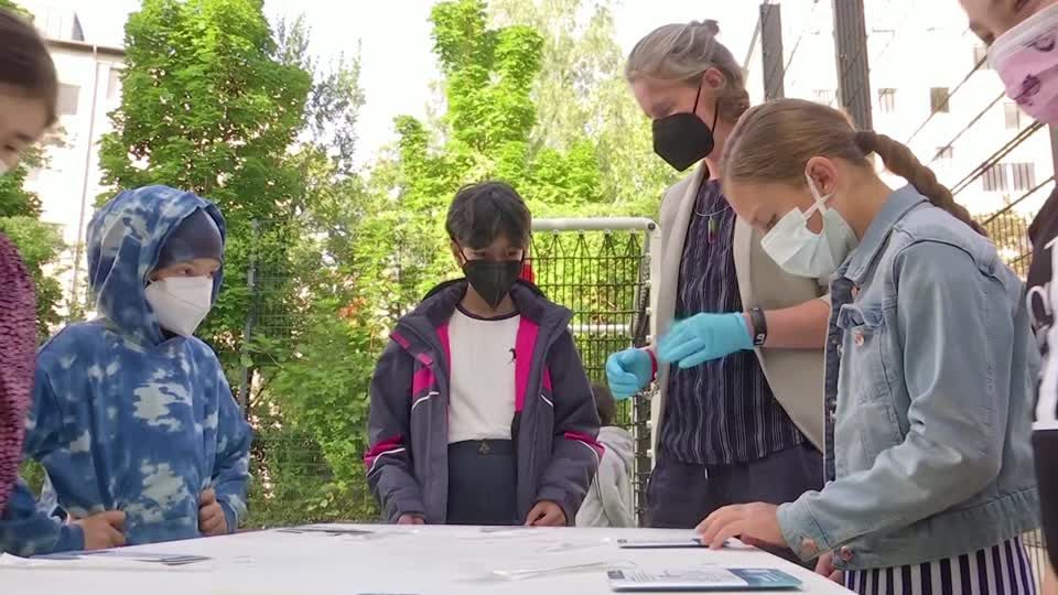 Video: Schulstart - mit Tests und Masken Video: Schulstart - mit Tests und Masken