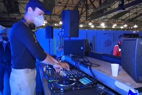 Video: Die kreativen Wege, um die Menschen zum Impfen zu motivieren