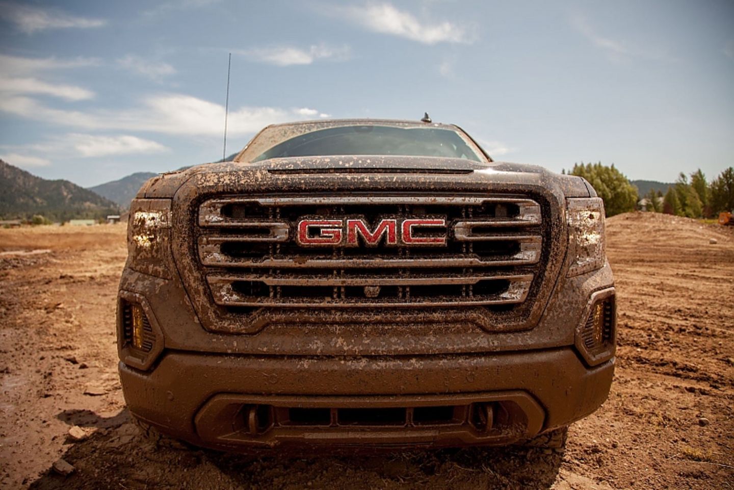 GMC Sierra 1500 4WD Crew Cab AT4
