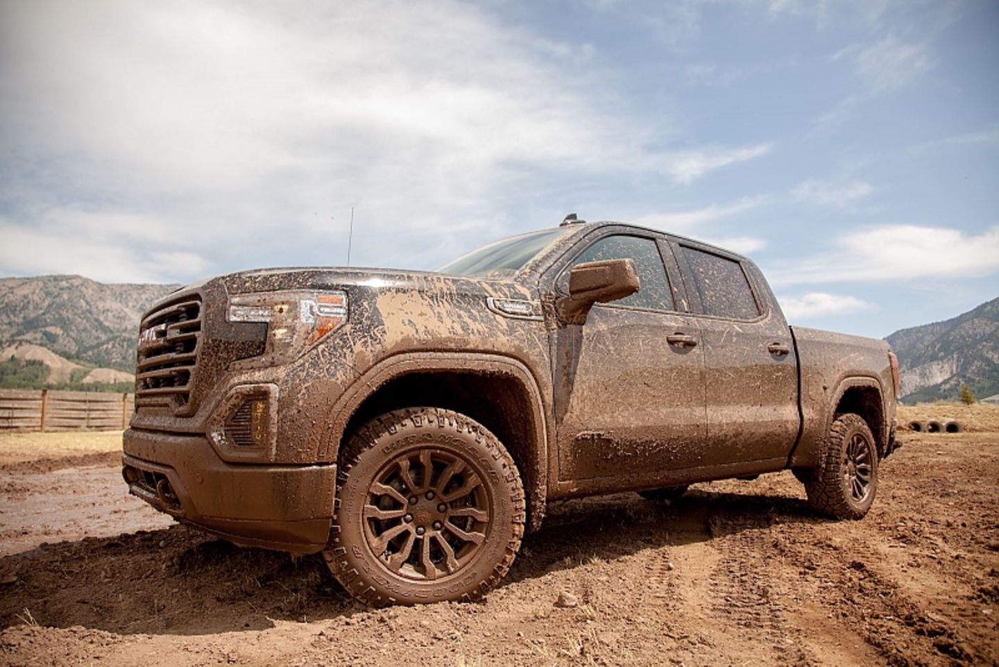 GMC Sierra 1500 4WD Crew Cab AT4