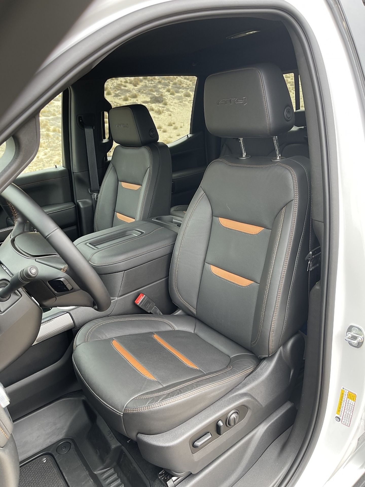GMC Sierra 1500 4WD Crew Cab AT4
