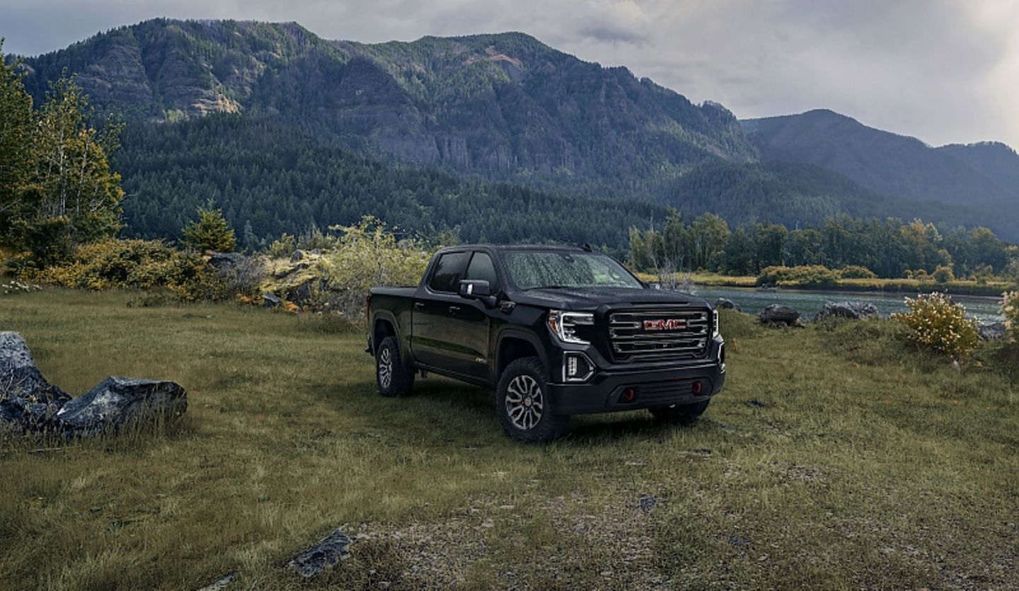 GMC Sierra 1500 4WD Crew Cab AT4