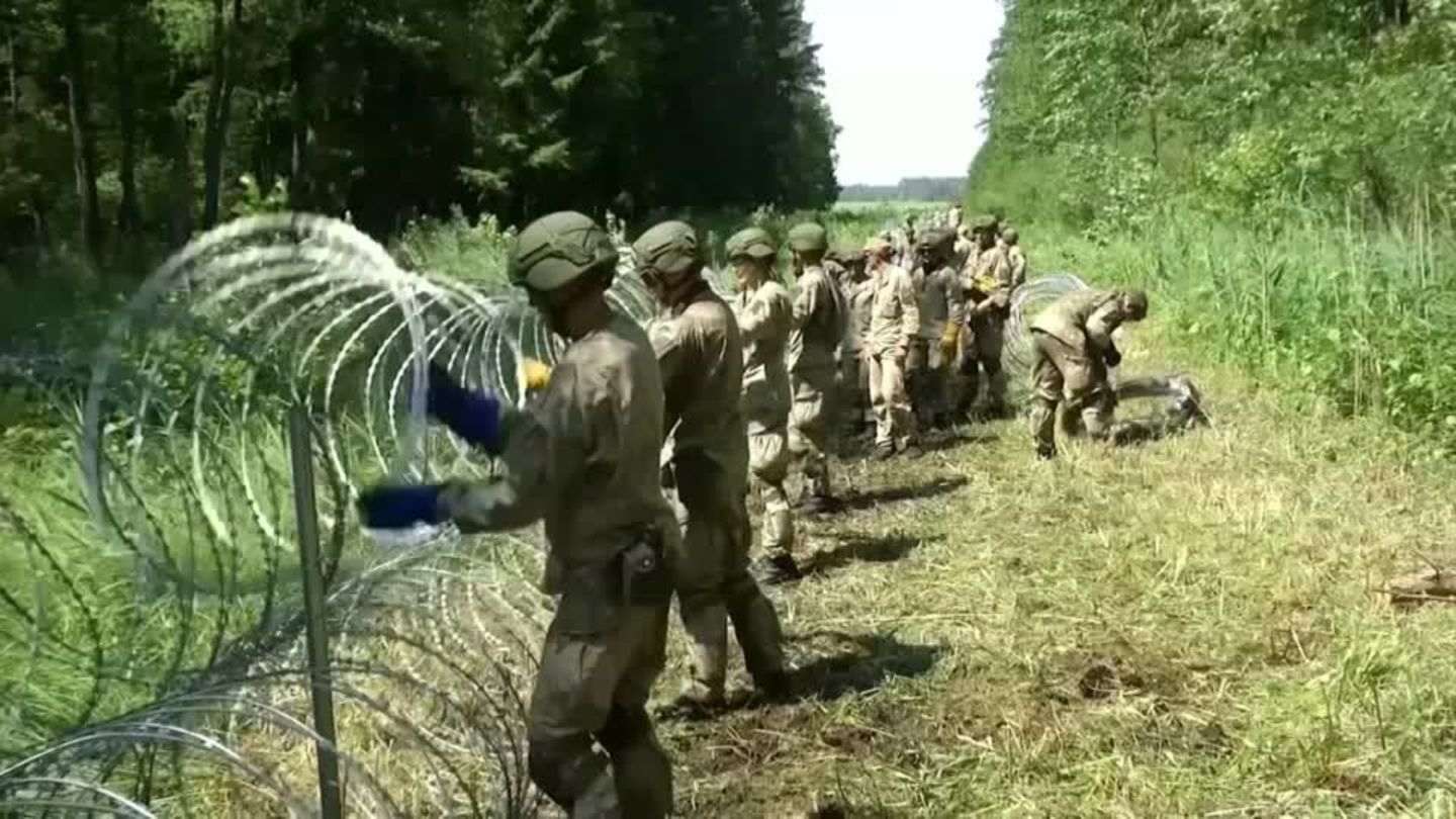 Video: Lithuania’s parliament approves border fence with Belarus