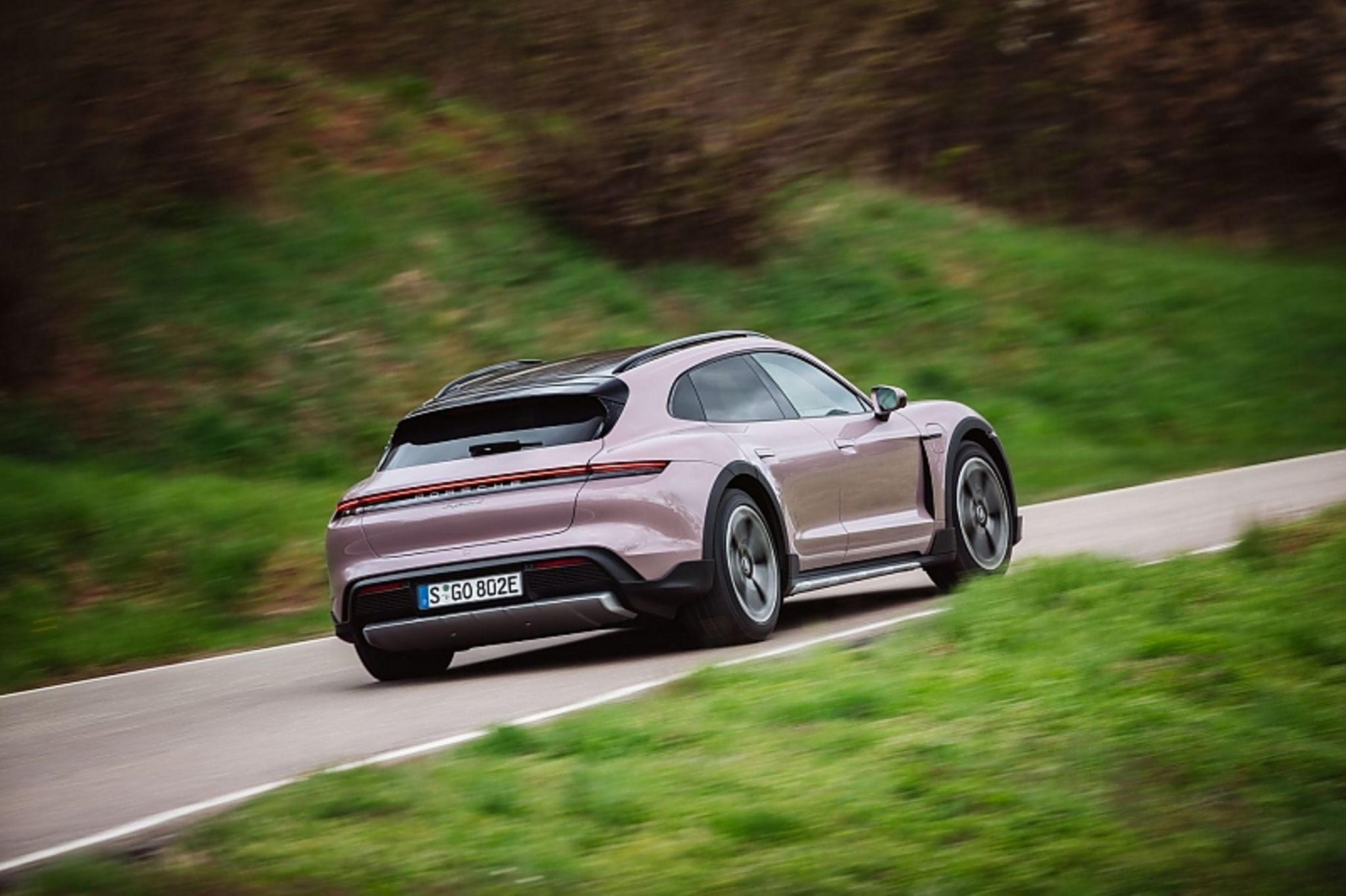 Porsche Taycan Sport Turismo startet in sieben Varianten