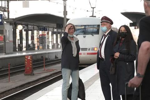 Video: Bahn-Streik trifft Pendler zweiten Tag in Folge
