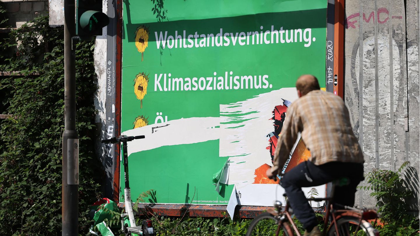 Greens defend themselves against negative campaign by right-wing lobby organizations