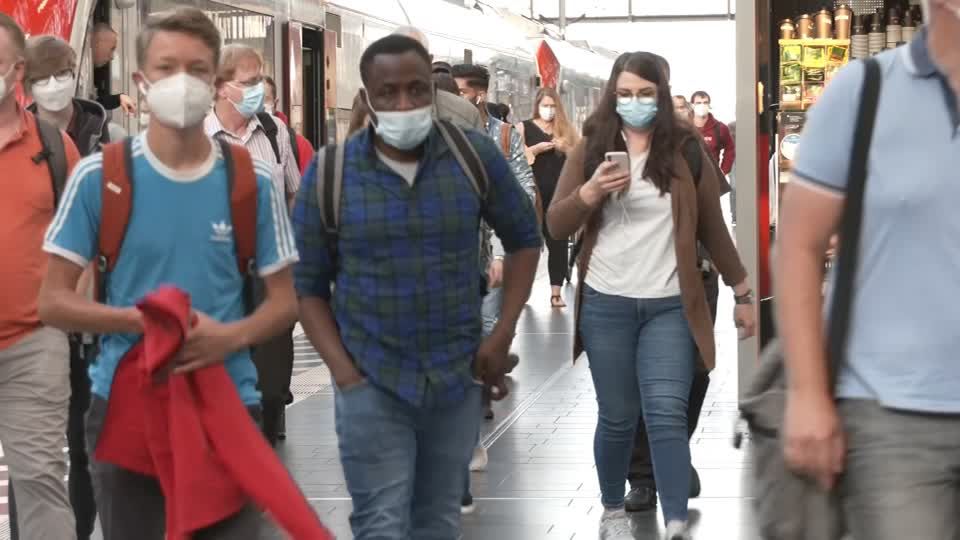 Video: Bundesregierung stellt Bahn-Reisende auf langen Streik ein Video: Bundesregierung stellt Bahn-Reisende auf langen Streik ein
