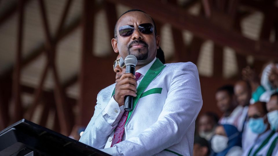 Bürgerkrieg weitet sich aus: Vom Friedensnobelpreisträger zum Kriegsherr: der äthiopische Ministerpräsident Abiy Ahmed Vom Friedensnobelpreisträger zum Kriegsherr: der äthiopische Ministerpräsident Abiy Ahmed
