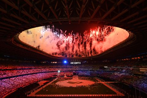 Japan, Tokio: Olympia: Abschlussfeier im Olympiastadion.