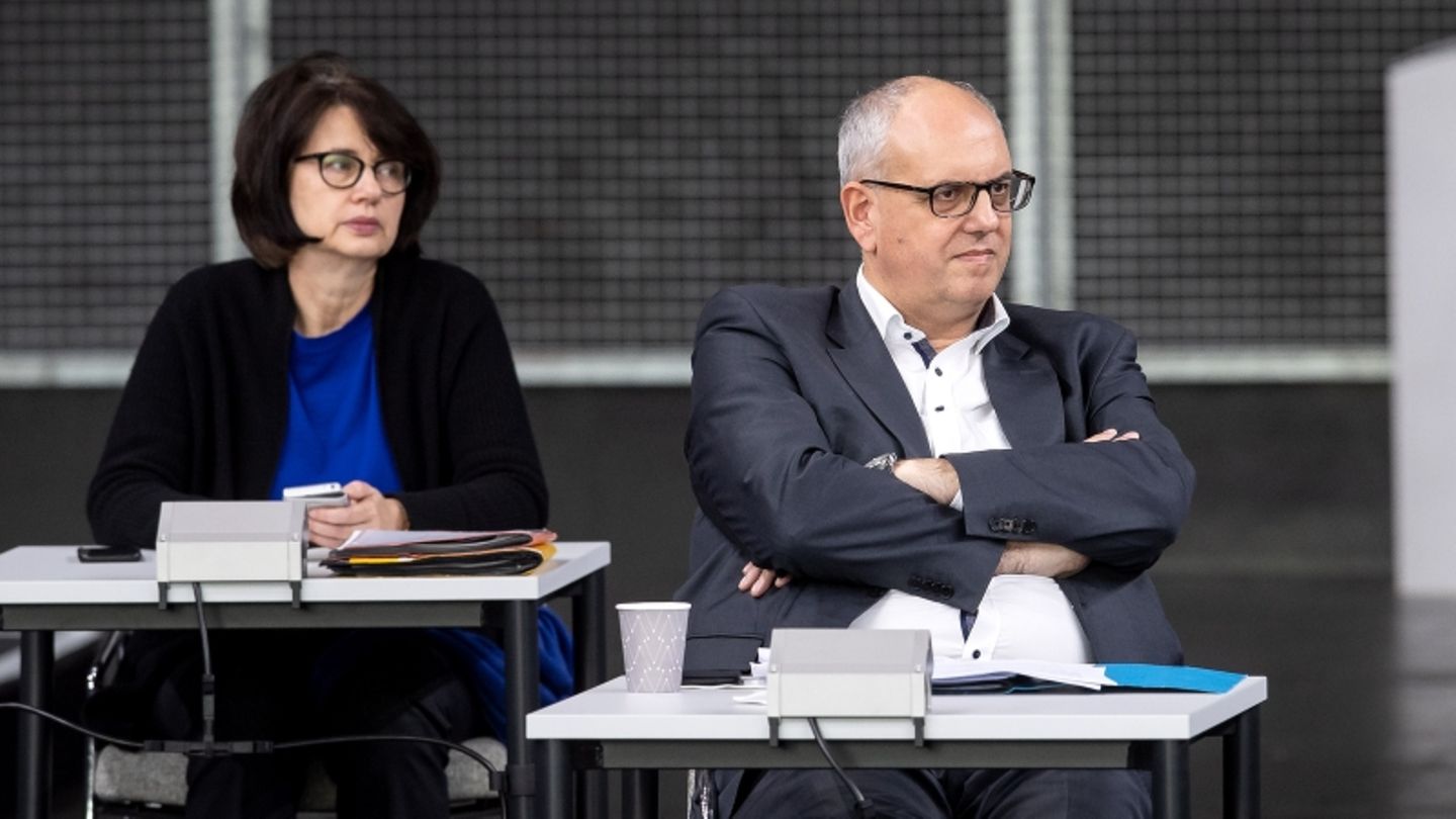 Model Bremen: How realistic is a red-red-green federal government?