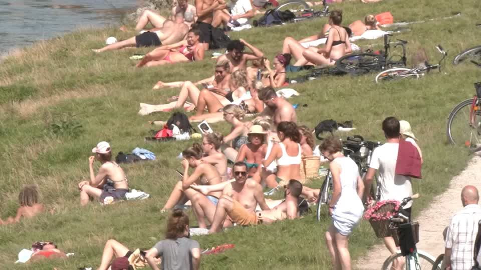 Video: Sommer, Sonne, baden gehen Video: Sommer, Sonne, baden gehen