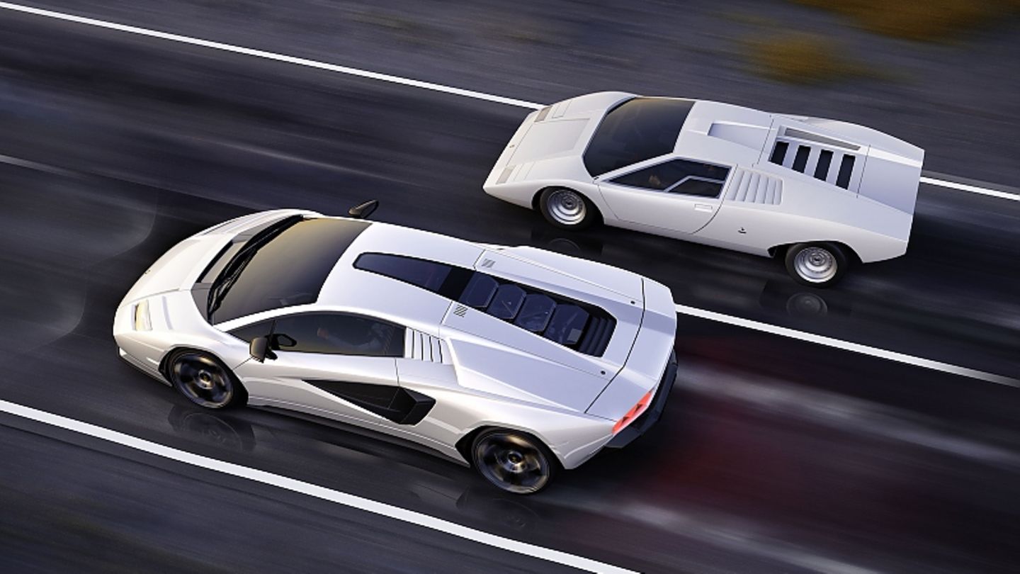 Lamborghini Countach LPI 800-4: world star in the Pacific