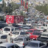 Tausende versuchen aus Kabul nach dem Einmarsch der Taliban zu flüchten