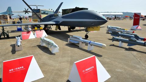 Lange Zeit führten die USA bei der Drohnentechnik, aber inzwischen haben Länder wie China und die Türkei nachgezogen. Das Foto zeigt eine chinesische  Drohne AVIC's Chengdu Aerospace Corporation (CAC).