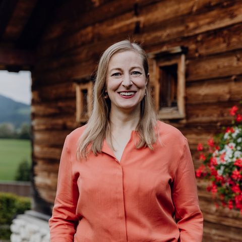 Autorin Katharina Afflerbach in den Bergen