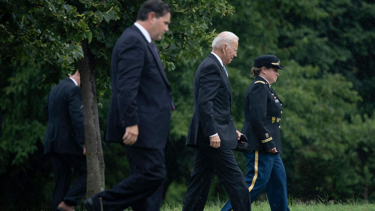 Afghanistan: Joe Biden defends troop withdrawal – and threatens the Taliban at the same time