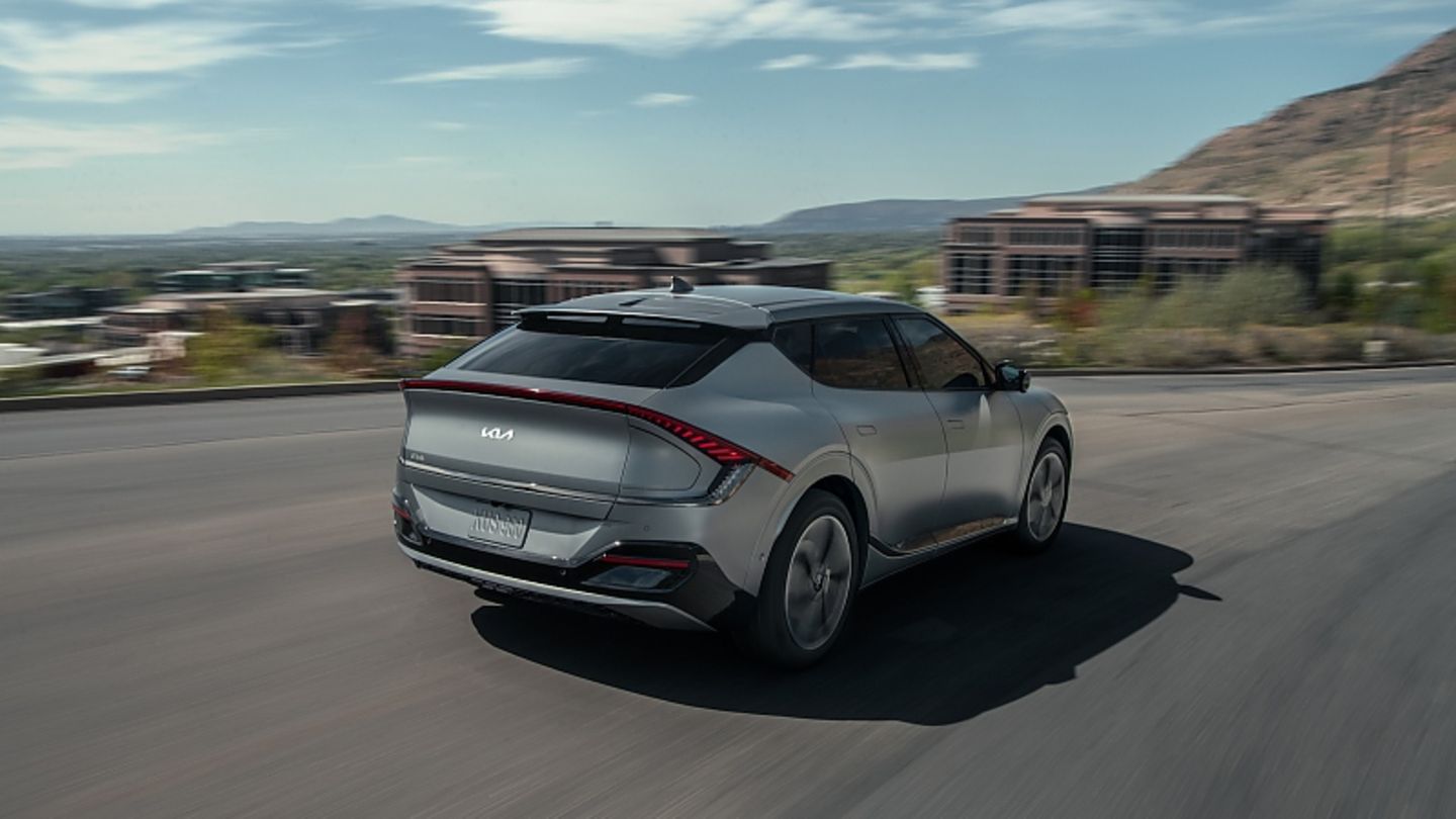 Kia EV6 77 kWh: The answer from Korea