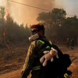 Freiwillige Helfer retten, was zu retten ist