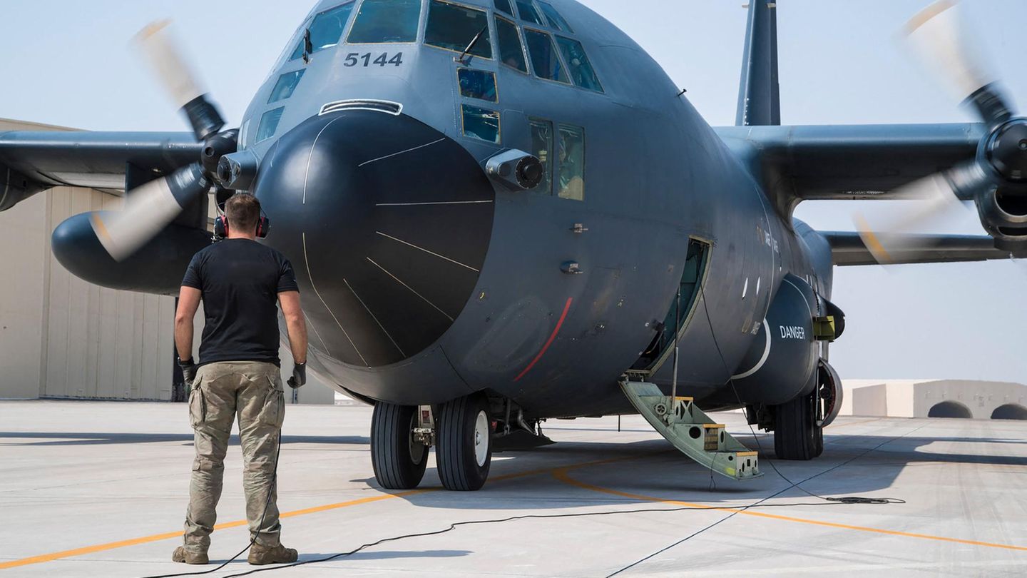 Afghanistan: evacuation flights from Kabul start again Afghanistan: evacuation flights from Kabul start again