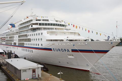 Niederlande: Passagier von Kreuzfahrtschiff über Bord