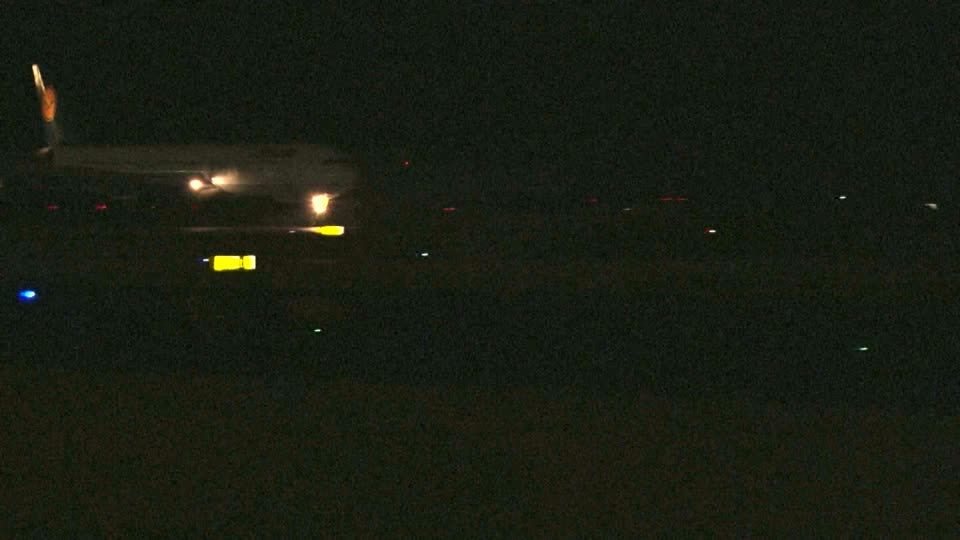 Video: Flucht aus Kabul: erster Lufthansa-Flug in Frankfurt gelandet Video: Flucht aus Kabul: erster Lufthansa-Flug in Frankfurt gelandet