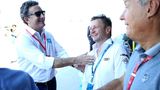 Man trennt sich im Guten: Formel - Impresario Alejandro Agag links und Audi Teamchef Allan McNish Zukunft der Formel E 9: Audi s