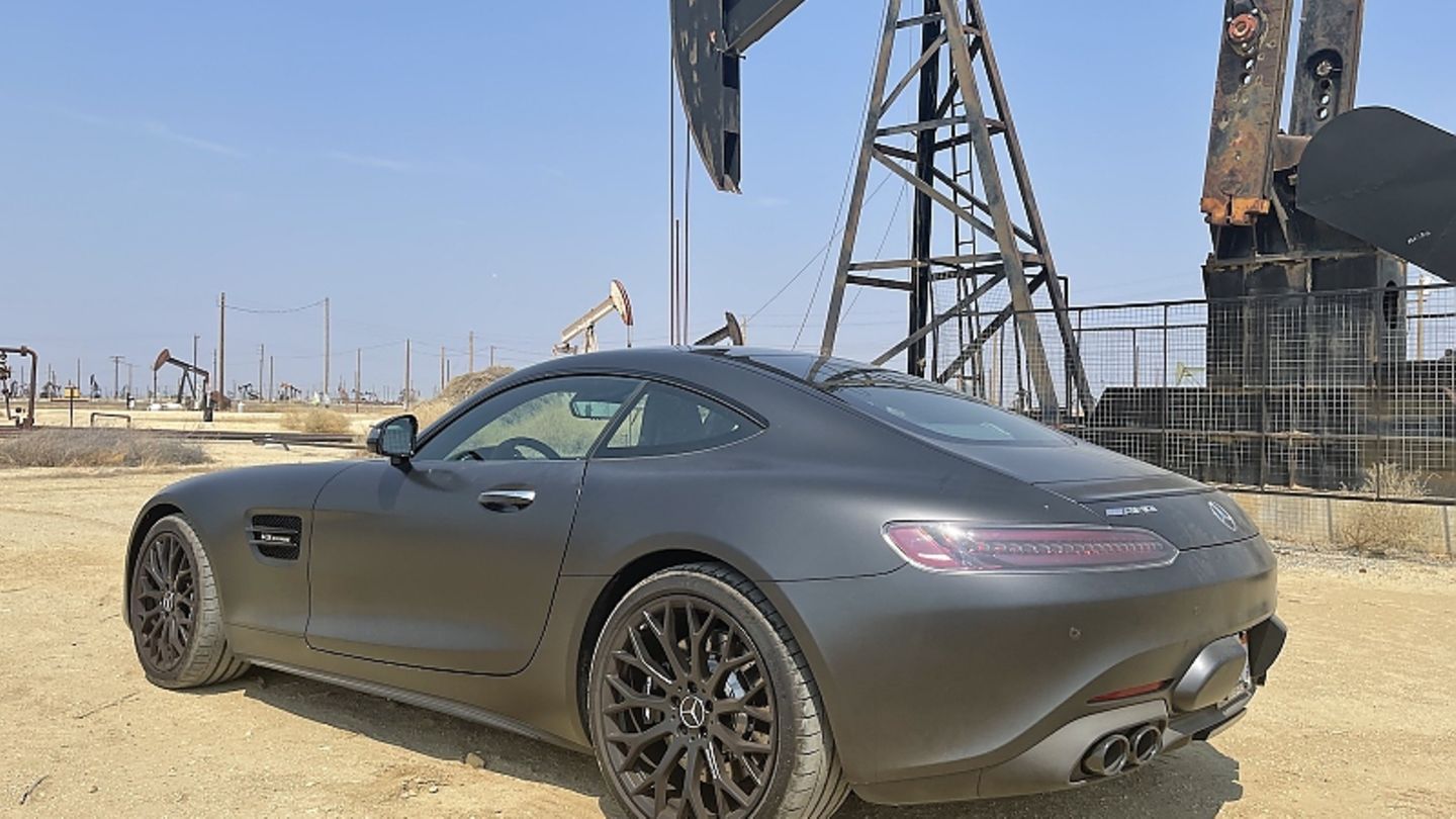 Mercedes AMG GT Stealth Edition: By no means invisible