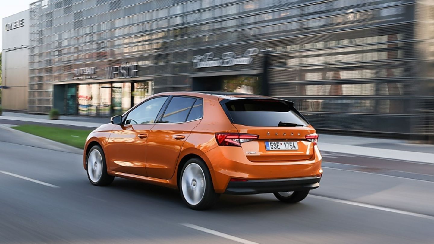 Skoda Fabia 1.0 TSI: Physics lesson Skoda Fabia 1.0 TSI: Physics lesson