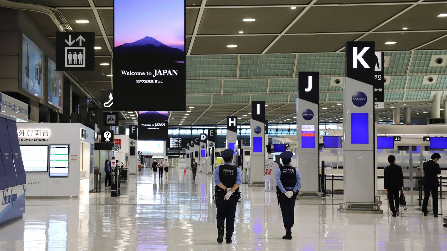 Narita International Airport (NRT),