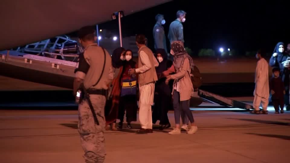Vídeo: Viajeros de Kabul a España y Francia