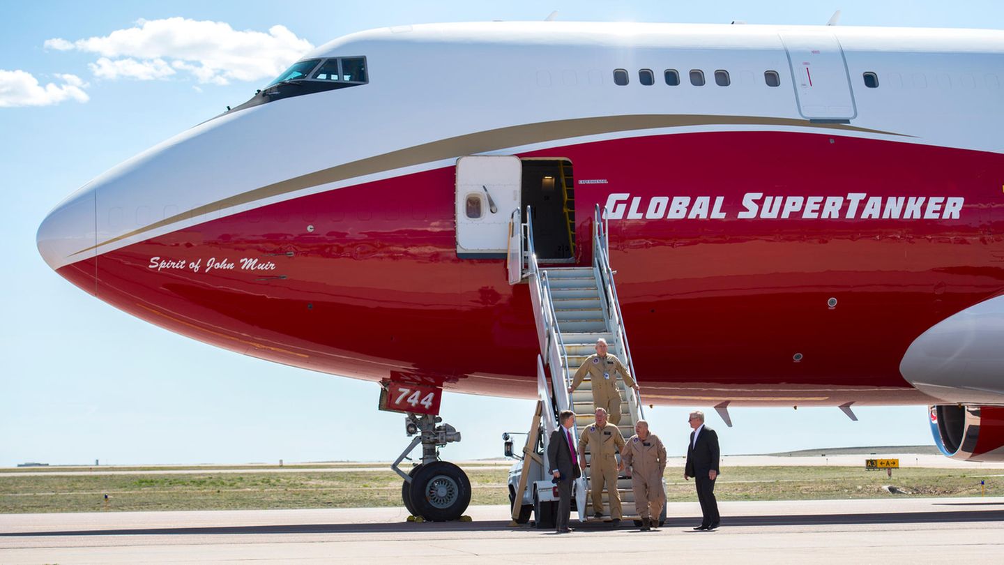 Boeing 747-400 der US-Firma Global SuperTanker