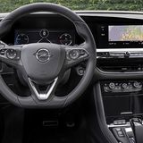 Das Interieur ist im Pure Panel Design gestaltet