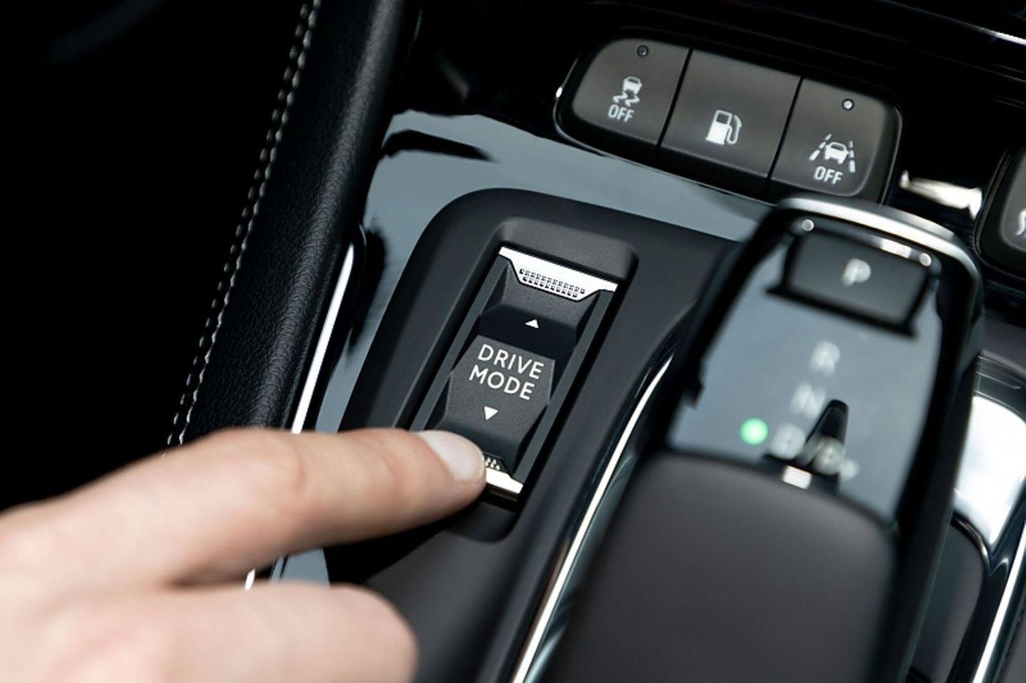 Opel Grandland Hybrid4 MJ 2022