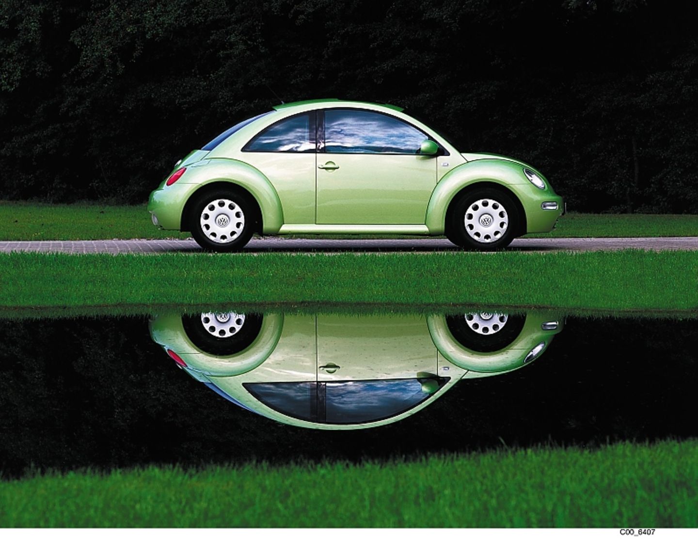 VW New Beetle