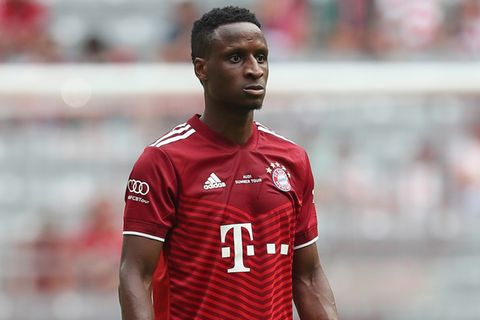 Bouna Sarr FC Bayern 2021/22