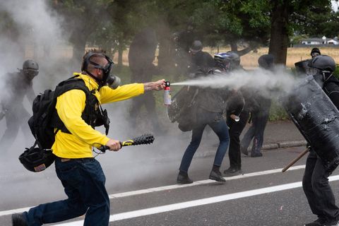 Rechte vs. linke Gruppen: Proud Boys und Antifa veranstalten Krawalle in Portland – auch Schüsse fallen