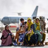Familie am Flughafen